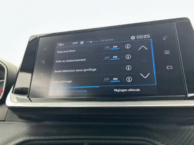 Peugeot 208 puretech 75 s&amp;s bvm5 — photo 24