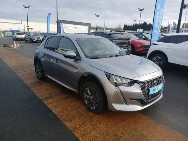 Peugeot 208 electrique 50 kwh 136ch — photo 3