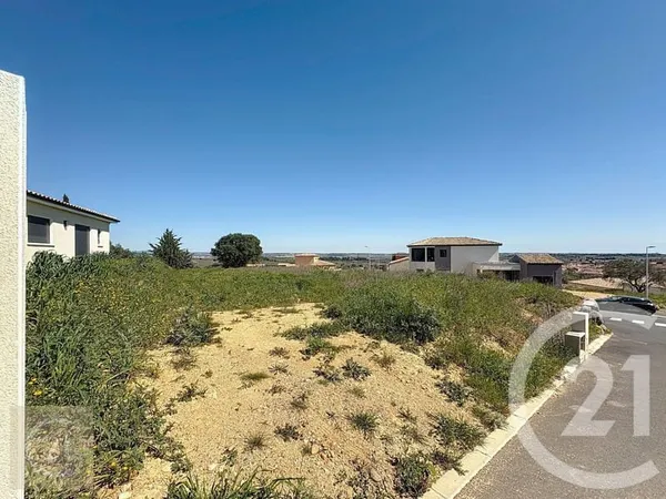 Terrain 499 m²