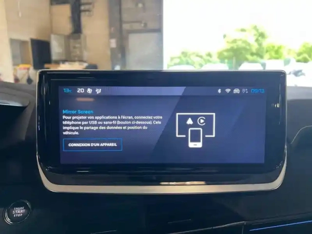 Peugeot 208 hybrid 145 ch e-dcs6 — photo 17