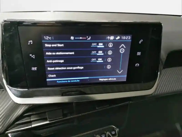 Peugeot 208 puretech 75 s&amp;s bvm5 — photo 18