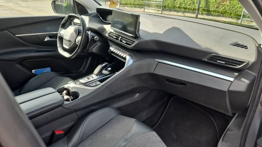 Peugeot 3008 1.6 THP 300 Hybrid4 EAT8 - Allure Pack – 2021 – 98045 km – Hybride rechargeable – Boîte Automatique — photo 34