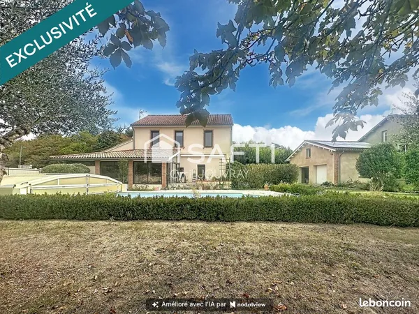 Propriété 8 pièces 200 m²