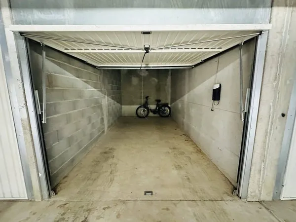 Parking 13 m²