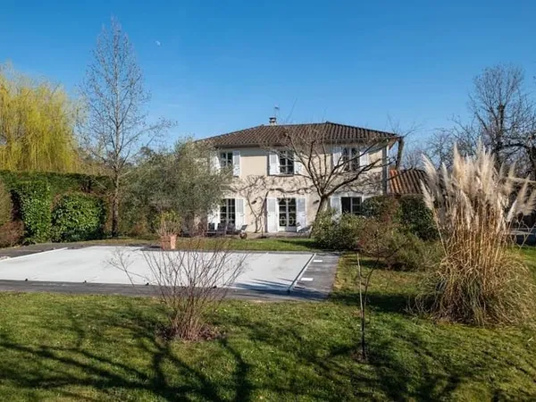 Maison 7 pièces 181 m²
