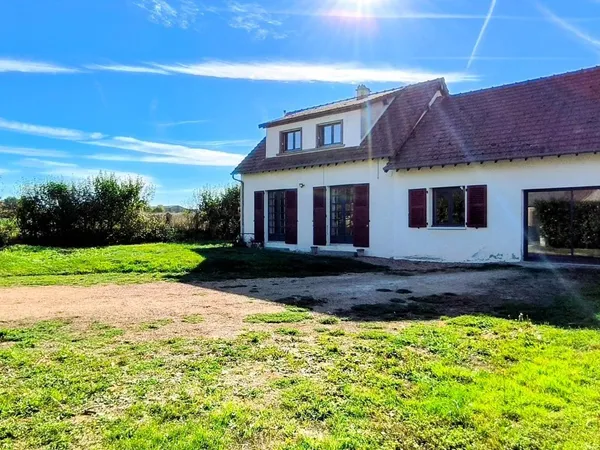 Maison familiale 4 chambres à 9 km de Senonches