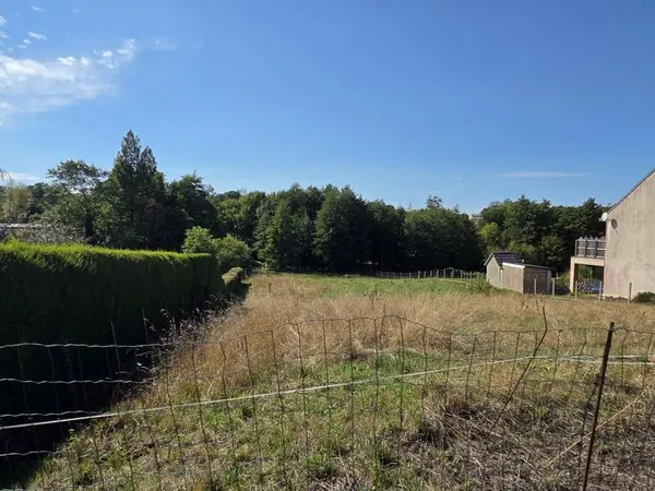 Terrain 1500 m² Menneville