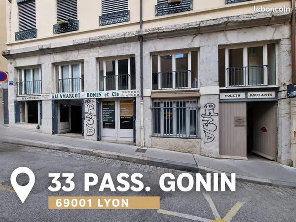 Local 105 m² Lyon