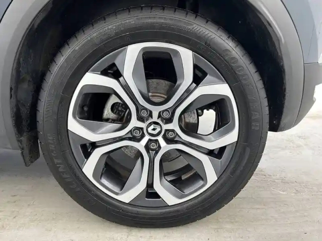 Renault Captur e-tech plug-in 160 - 21 — photo 44