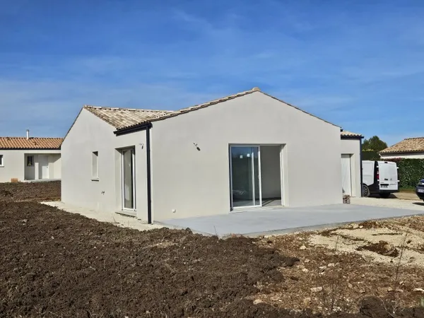 MAISON CONTEMPORAINE 10 MINUTES DE SAINTES