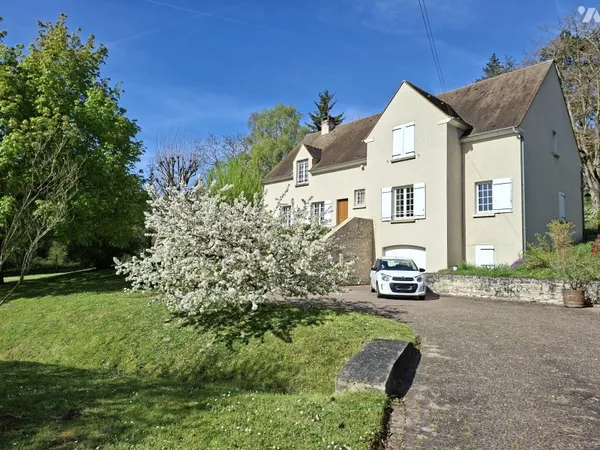 Maison 6 pièces 240 m²