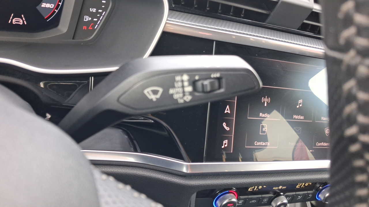 Audi Q3 35 TDI 150 ch Quattro — photo 36
