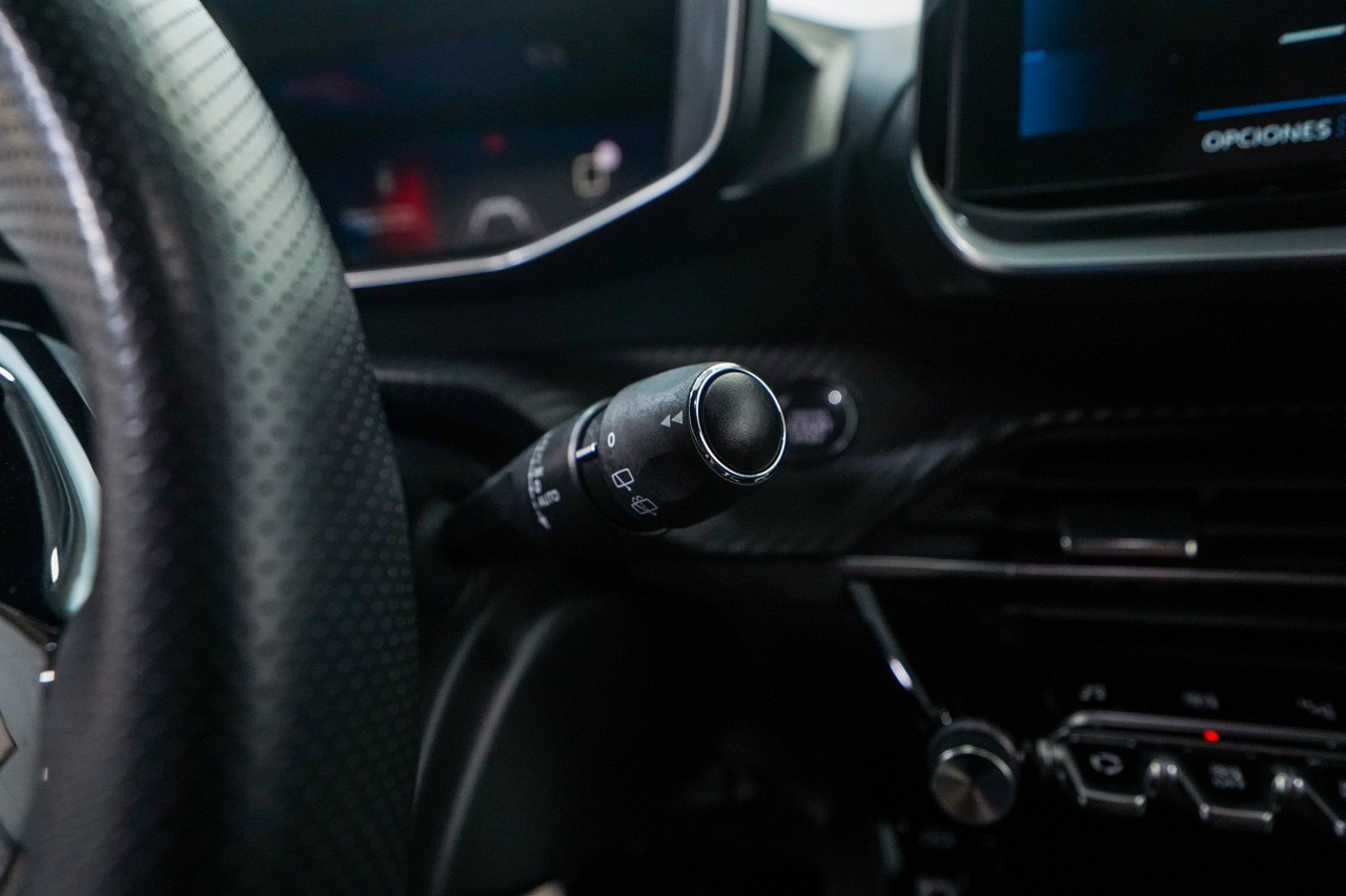 Peugeot 2008 — photo 19