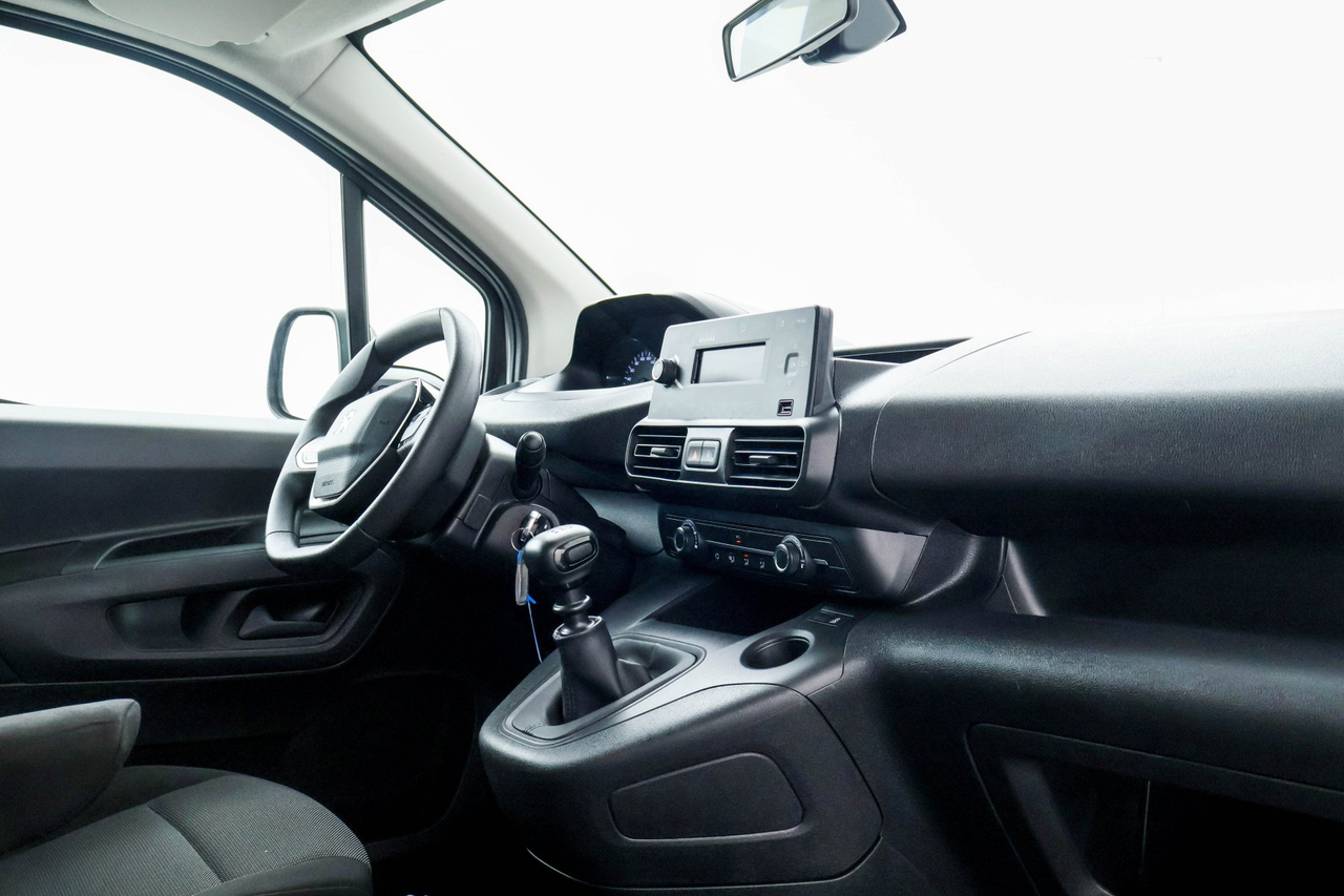 Peugeot Rifter — photo 29