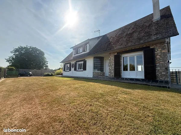 Propriété 6 pièces 160 m²