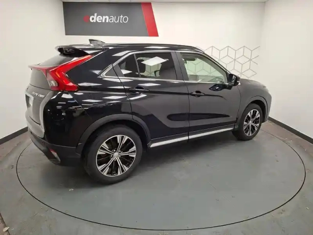 Mitsubishi Eclipse cross 1.5 mivec 163 bvm6 2wd — photo 11