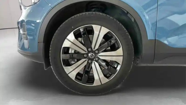 Volvo Xc40 t5 recharge 180+82 ch dct7 — photo 11