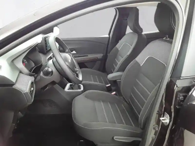 Dacia Sandero tce 110 — photo 11