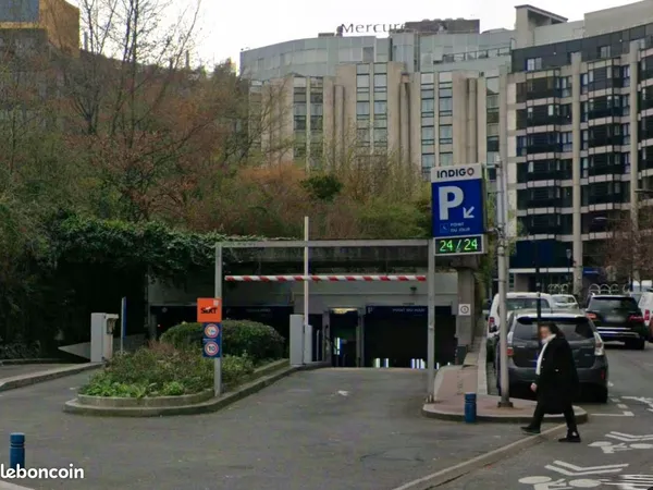 Place de parking privée - Match Parc des Princes (À 5 min à pied)