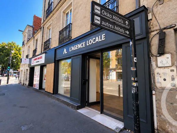 Local 2 pièces 110 m²