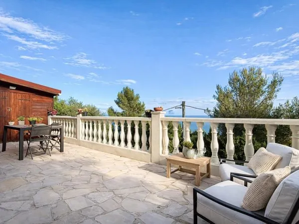 T2 avec vue mer à Èze Terrasse 32 m2