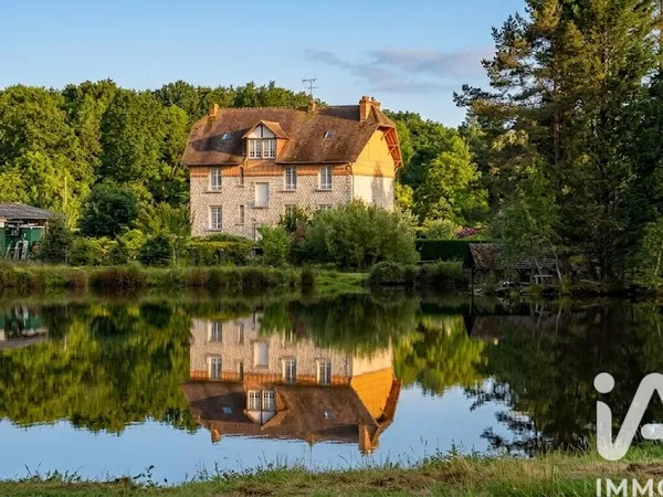 Maison 14 pièces 385 m²