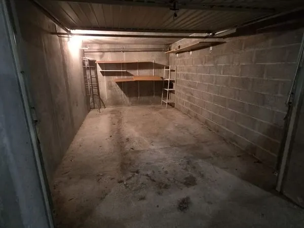 Stationnement Location Sassenage   100€