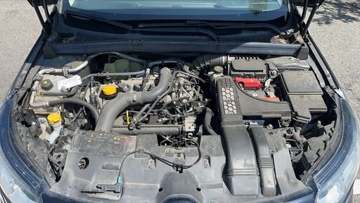 Renault Megane 1.2 TCe 100 Energy - Limited – 2017 – 146872 km – Essence – Boîte Manuelle — photo 28