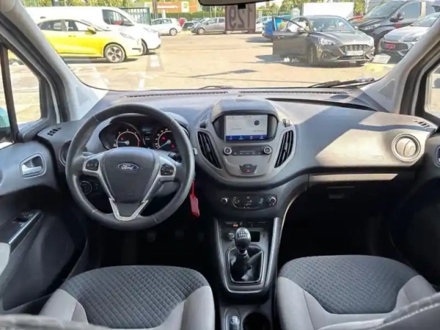 Ford Tourneo Courier 1.5 tdci 100ch ambiente — photo 7