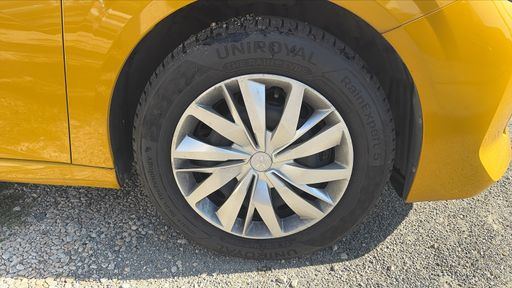 Peugeot 208 1.2 PureTech 75 - Active – 2021 – 67095 km – Essence – Boîte Manuelle — photo 20