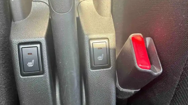 Suzuki Swift 1.0 boosterjet auto — photo 27