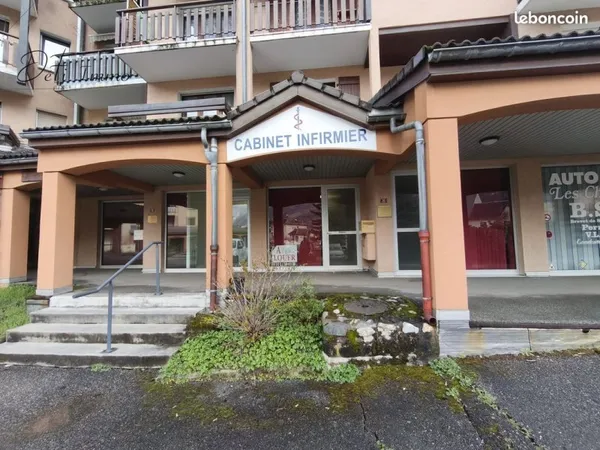 Local commercial 50 m² La Chambre