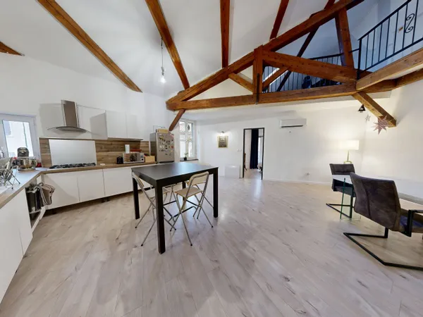Proche Narbonne à 10 min, Appartement type loft 129m² 2 Chambres+ 1 bureau