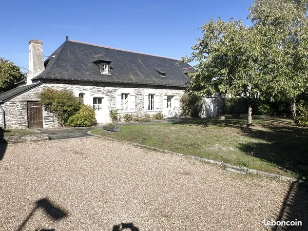 Maison 8 pièces 272 m²