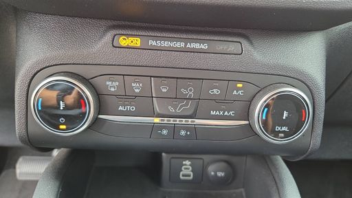 Ford Kuga 2.5 Duratec 190 Flexifuel Hybrid CVT - Titanium – 2023 – 51567 km – Hybride essence bioéthanol – Boîte Automatique — photo 45