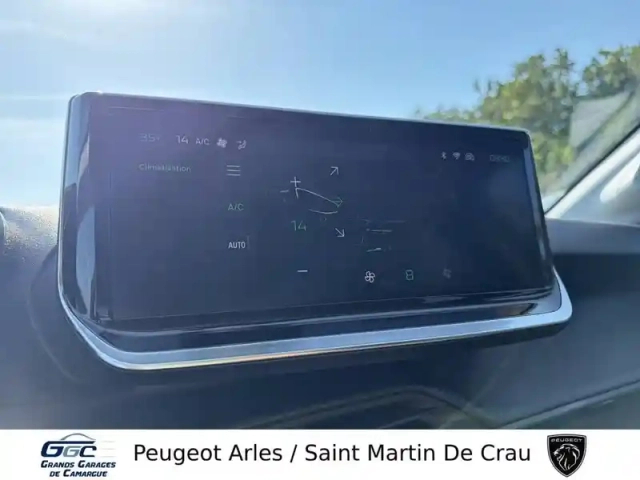 Peugeot 208 100 s&amp;s bvm6 — photo 22