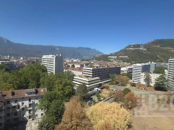 Appartement 4 pièces 84 m²