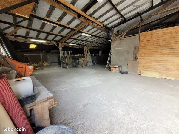 Local commercial/artisanal de 450m2