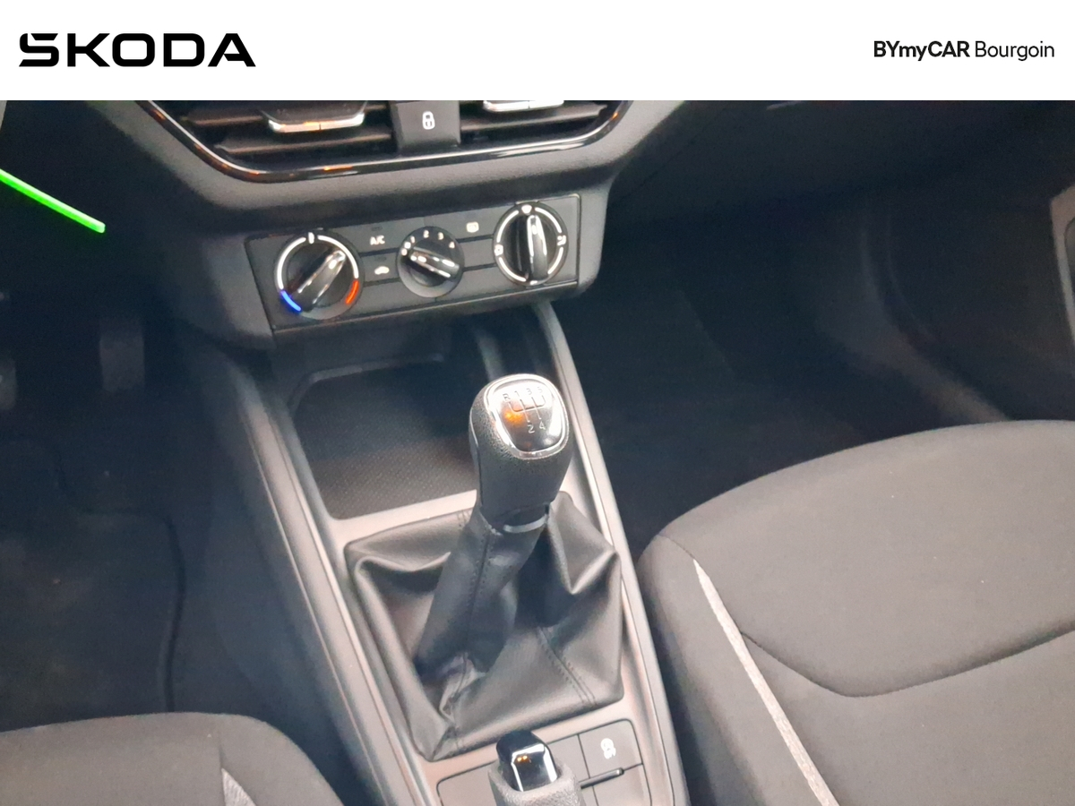 Skoda Kamiq 1.0 TSI 95 ch BVM5 — photo 17