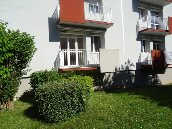 apprtement au semi rez de chaussée