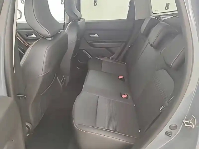 Dacia Duster tce 130 4x2 — photo 37