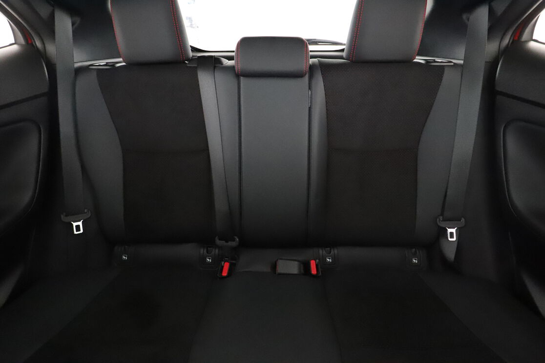 Toyota Yaris Cross 1.5 Hybride 2WD GR Sport — photo 14