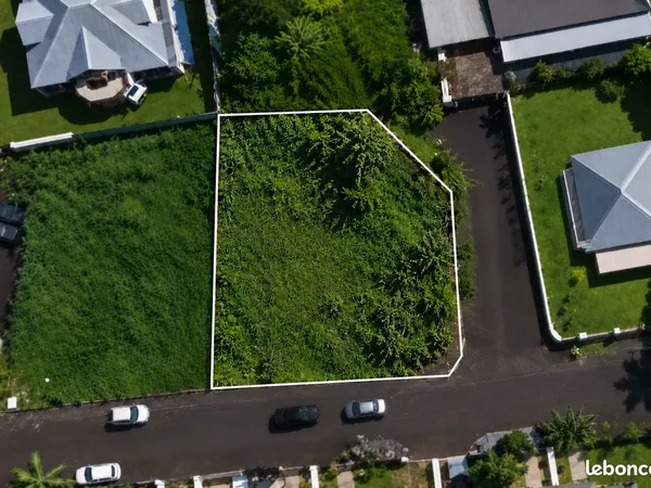 Terrain de 511 m² - Saint-André