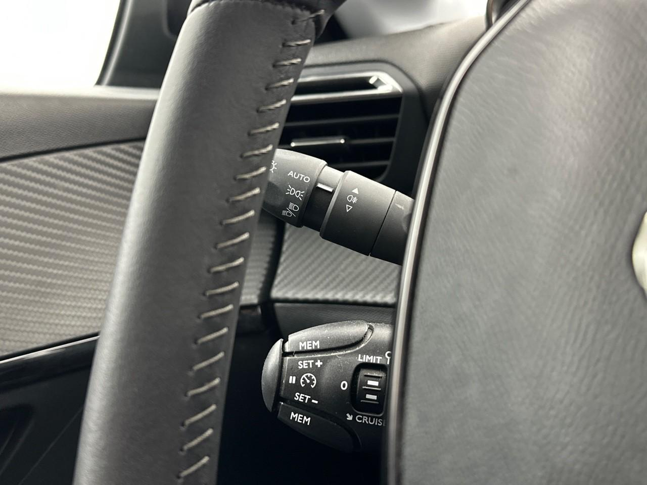 Peugeot 208 puretech 75 s&s bvm5 style — photo 19
