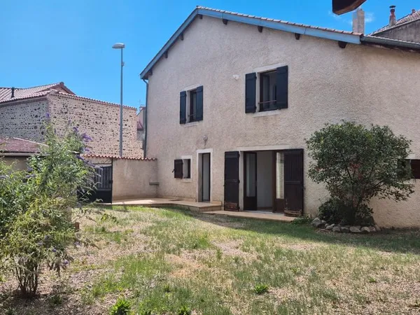 Maison 120m2 avec de belles dépendances