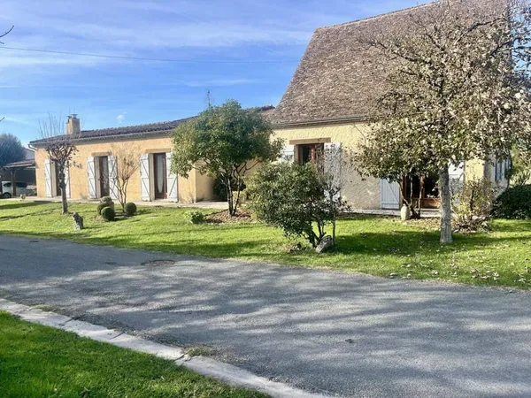 Maison 5 pièces 196 m²