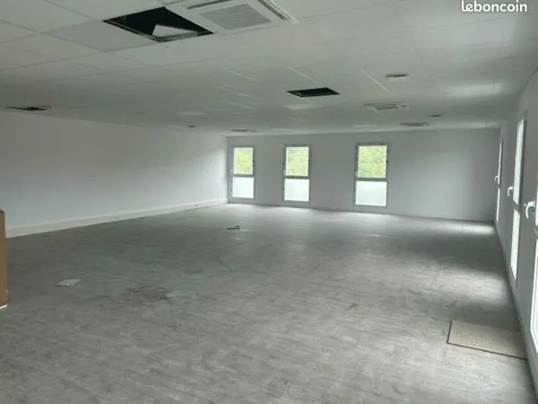 Bureaux 135 m² SAINT JEAN DE LUZ