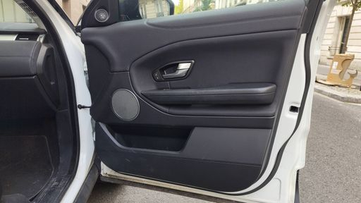 Land Rover Range Rover Evoque 2.0 TD4 180 AWD BVA9 - SE – 2016 – 101881 km – Diesel – Boîte Automatique — photo 21