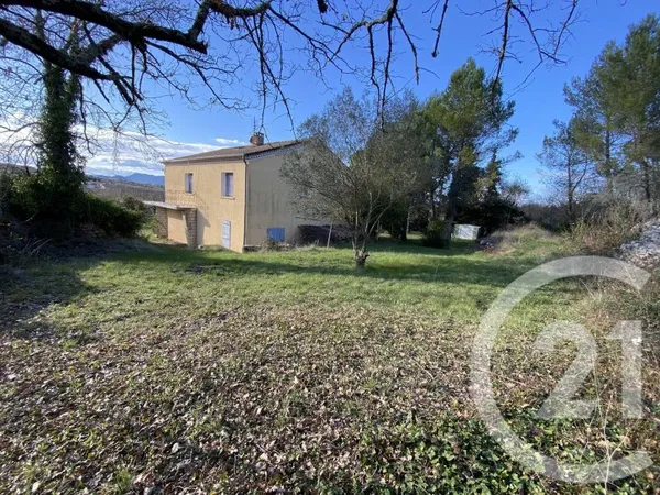 Maison 10 pièces 157 m²