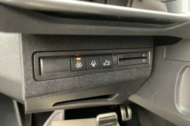 Peugeot 3008 puretech 130ch s&amp;s eat8 — photo 24